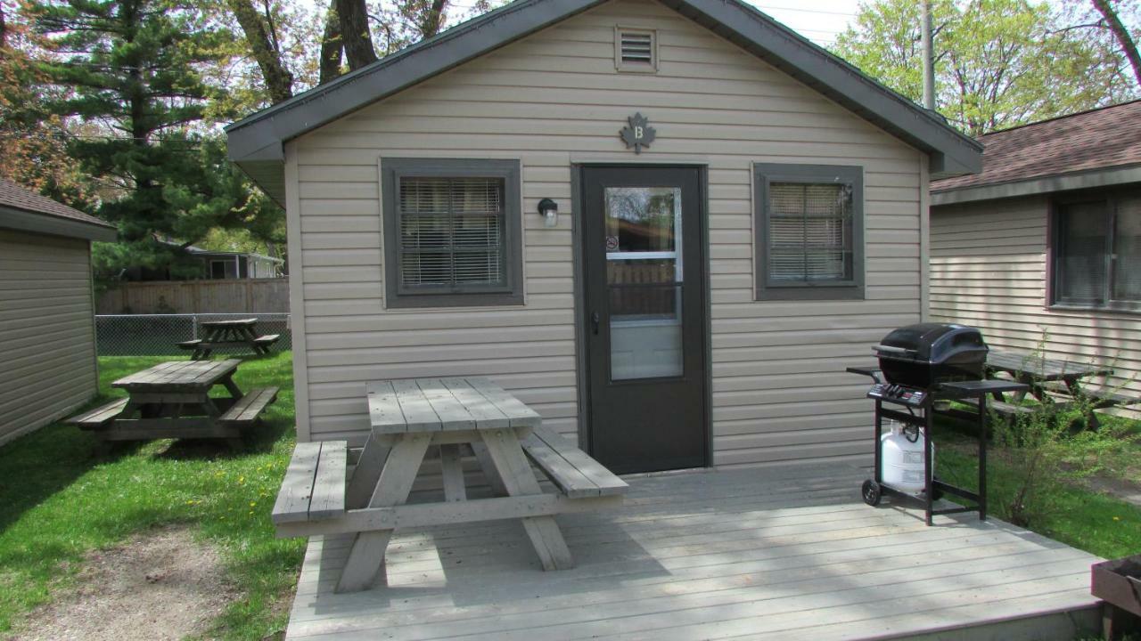 The Maples Cottages In Port Elgin Exterior foto
